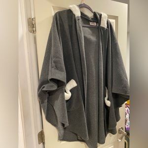 Gray Cape Brand New No Tags One Size Fits All